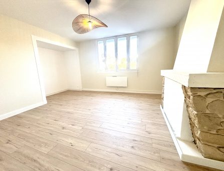 Maison de ville T4 – Réf CAILLE