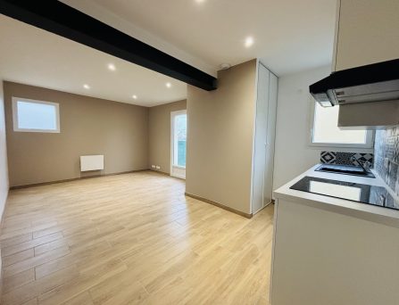 Maison de ville T3 rénovée – Réf. BEIGE